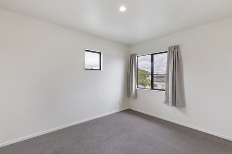 Photo of property in 13b Sunnydale Place, Oteha, Auckland, 0632