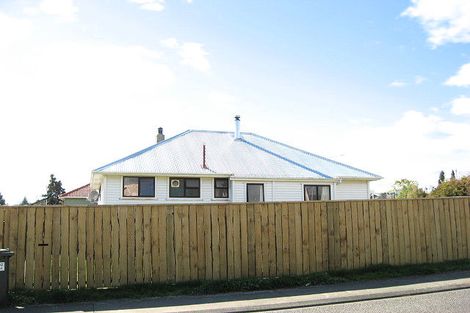 Photo of property in 1 Savage Crescent, Waipukurau, 4200