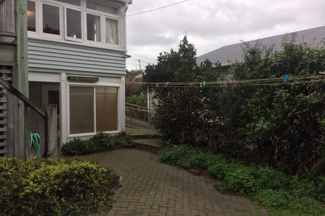 Photo of property in 92 Overtoun Terrace, Hataitai, Wellington, 6021