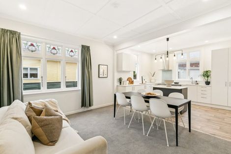 Photo of property in 36 Stone Street, Miramar, Wellington, 6022