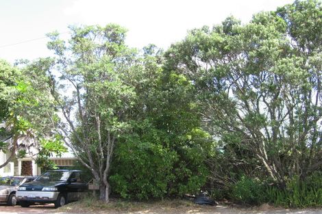Photo of property in 80 Rangatira Road, Beach Haven, Auckland, 0626