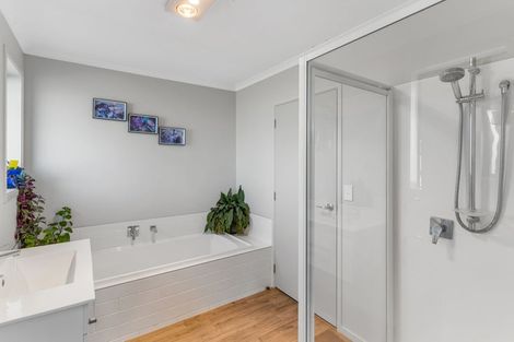 Photo of property in 10 Joy Place, Rolleston, 7614