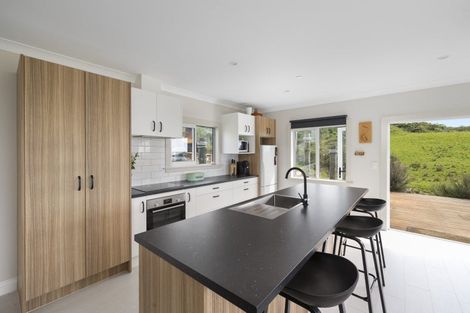 Photo of property in 13 Otaraia Road, Riversdale Beach, Masterton, 5872