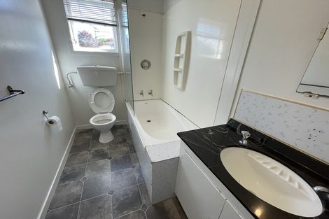 Photo of property in 35a Matai Road, Stanmore Bay, Whangaparaoa, 0932