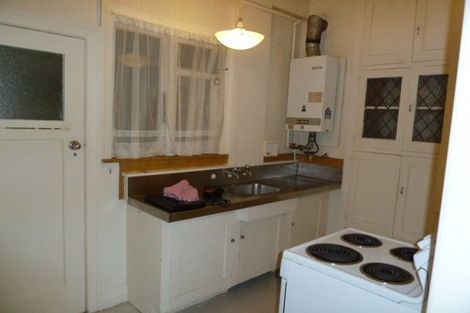 Photo of property in Elms Court Flats, 4/367 The Terrace, Te Aro, Wellington, 6011