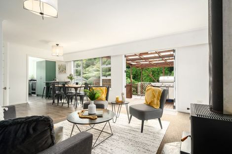 Photo of property in 40 Lincoln Avenue, Tawa, Wellington, 5028