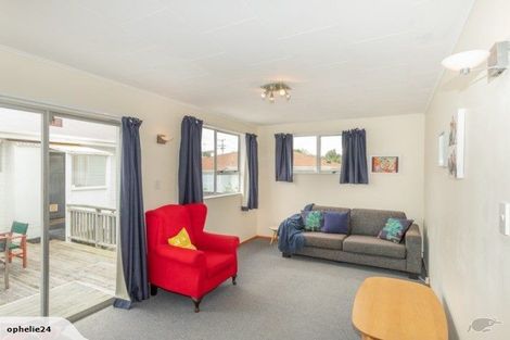 Photo of property in 71 Te Pene Avenue, Titahi Bay, Porirua, 5022