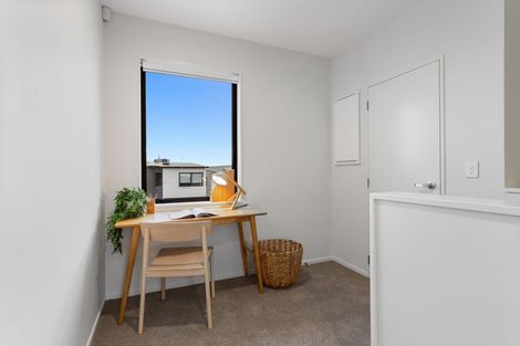 Photo of property in 1 Kohepiro Lane, Rosehill, Papakura, 2113