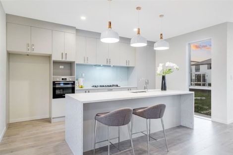 Photo of property in 15 Nephrite Lane, Henderson, Auckland, 0610