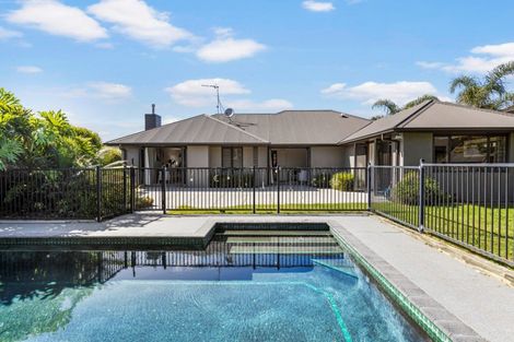 Photo of property in 5 Grenache Place, Rototuna, Hamilton, 3210