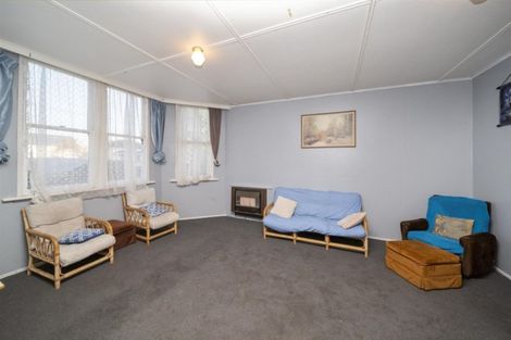 Photo of property in 25 Milmoe Street, Hawera, 4610