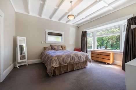 Photo of property in 360 Huia Road, Titirangi, Auckland, 0604