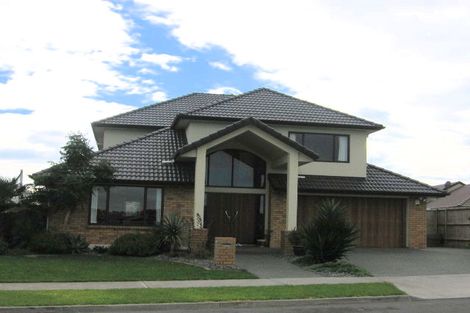 Photo of property in 66 Cyril French Drive, Flat Bush, Auckland, 2016