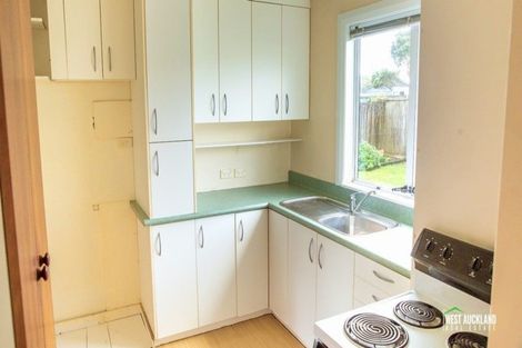 Photo of property in 1 Imperial Place, Henderson, Auckland, 0612