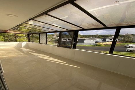 Photo of property in 5 Kama Place, Sunnynook, Auckland, 0620