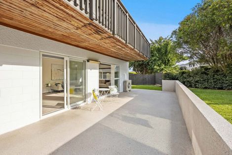 Photo of property in 16 Andrea Place, Sunnyhills, Auckland, 2010