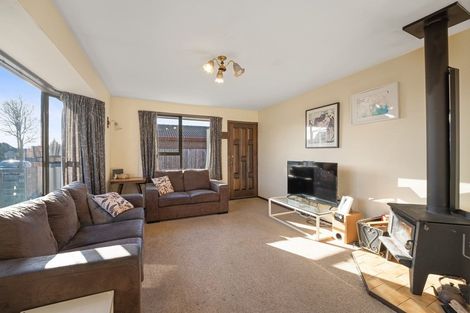 Photo of property in 5 Fernbrook Place, Mairehau, Christchurch, 8013
