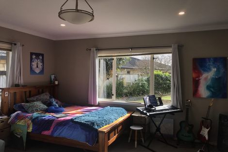 Photo of property in 18 Palliser Drive, Huntington, Hamilton, 3210