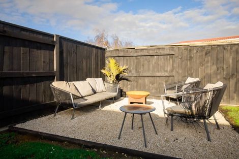 Photo of property in 32 Palliser Place, Milson, Palmerston North, 4414