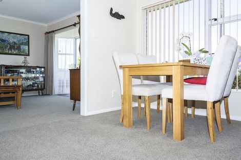 Photo of property in 36 Tukapa Street, Westown, New Plymouth, 4310