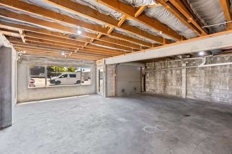 Photo of property in 148 Molesworth Street, New Plymouth, 4312