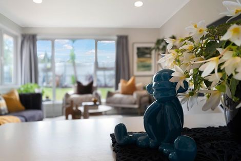Photo of property in 23 Cornwall Street, Te Atatu South, Auckland, 0610