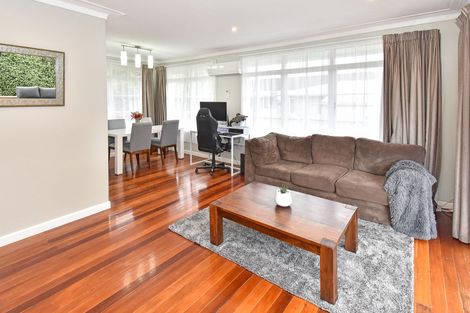 Photo of property in 2/16 View Road, Wairau Valley, Auckland, 0627