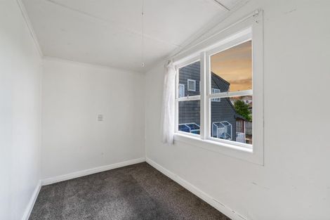 Photo of property in 72 Don Buck Road, Massey, Auckland, 0614