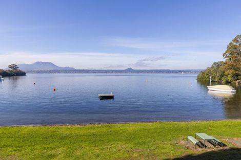 Photo of property in 1/874 Acacia Bay Road, Acacia Bay, Taupo, 3330