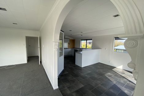 Photo of property in 43 Russleigh Drive, Dinsdale, Hamilton, 3204