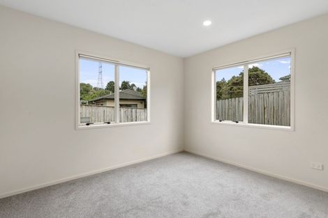 Photo of property in 22 Kinleith Way, Albany, Auckland, 0632