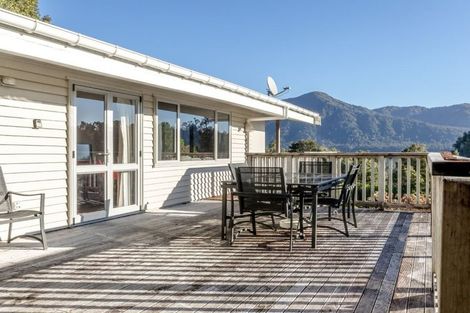 Photo of property in 15 Punga Grove, Lake Kaniere, Kokatahi, 7881