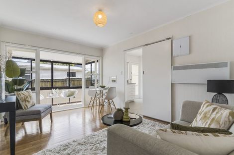 Photo of property in 2/105 Astley Avenue, New Lynn, Auckland, 0600