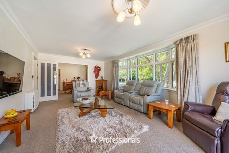 Photo of property in 32 Birdwood Road, Waterloo, Lower Hutt, 5011