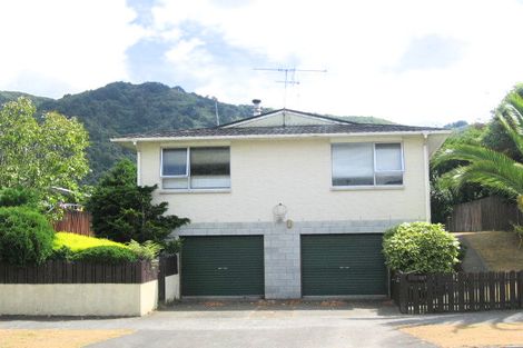 Photo of property in 45 California Drive, Totara Park, Upper Hutt, 5018