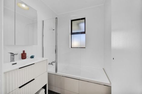 Photo of property in 25 Grey Street, Normanby, Hawera, 4614