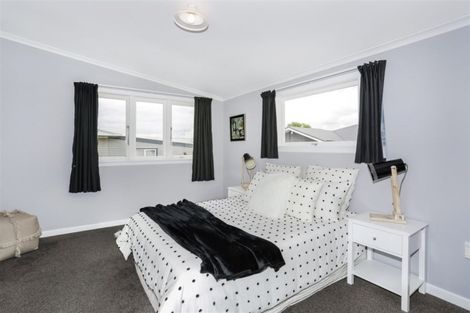 Photo of property in 22 Russell Avenue, Pukekohe, 2120