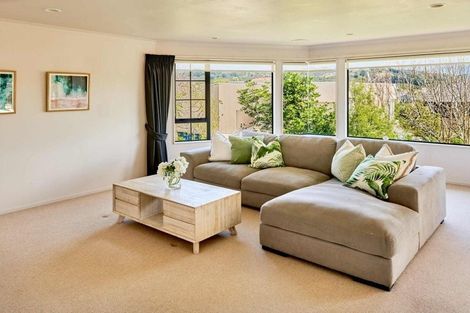 Photo of property in 14 Musket Lane, Whitby, Porirua, 5024