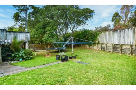 Photo of property in 20 Hartley Terrace, Massey, Auckland, 0614