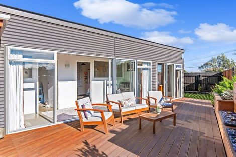 Photo of property in 9 Mahana Road, Paraparaumu Beach, Paraparaumu, 5032