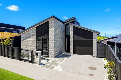 Photo of property in 76 Huanui Drive, Wainui, 0992