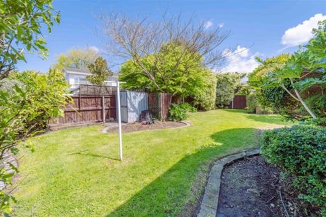 Photo of property in 29 Rosedale Place, Avonhead, Christchurch, 8042