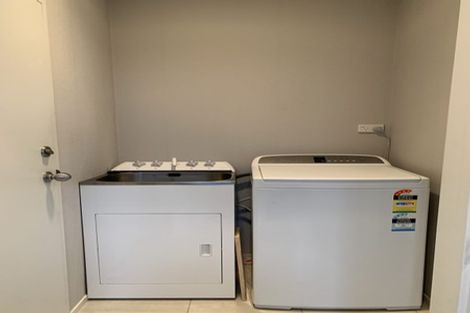 Photo of property in 6 Flintridge Drive, Flat Bush, Auckland, 2019
