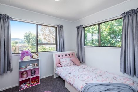 Photo of property in 82 Gray Avenue, Paraparaumu Beach, Paraparaumu, 5032