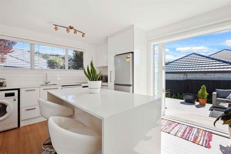 Photo of property in 6 Lascelles Street, Saint Martins, Christchurch, 8022