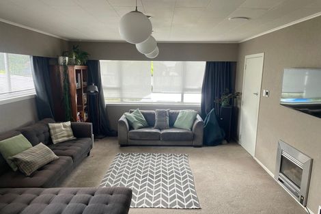 Photo of property in 27 Rospeath Crescent, Spotswood, New Plymouth, 4310