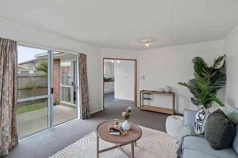 Photo of property in 3/5 Broadbent Street, Riccarton, Christchurch, 8041