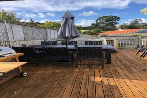 Photo of property in 24b Palmgreen Court, Stanmore Bay, Whangaparaoa, 0932