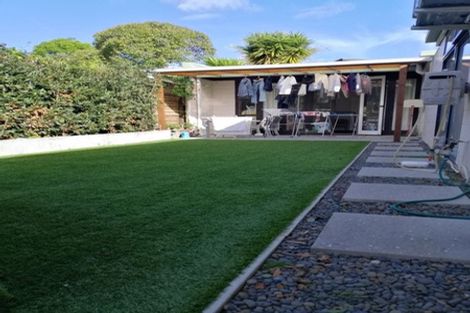 Photo of property in 103 Cascades Road, Pakuranga Heights, Auckland, 2010