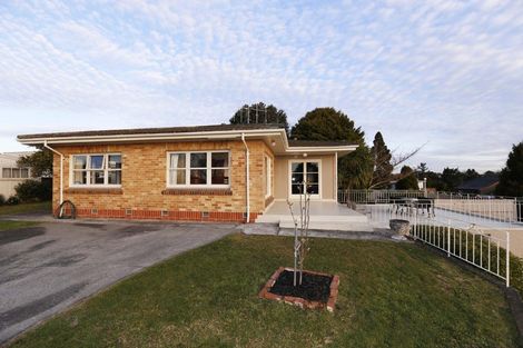 Photo of property in 8 Brookfield Street, Hamilton East, Hamilton, 3216